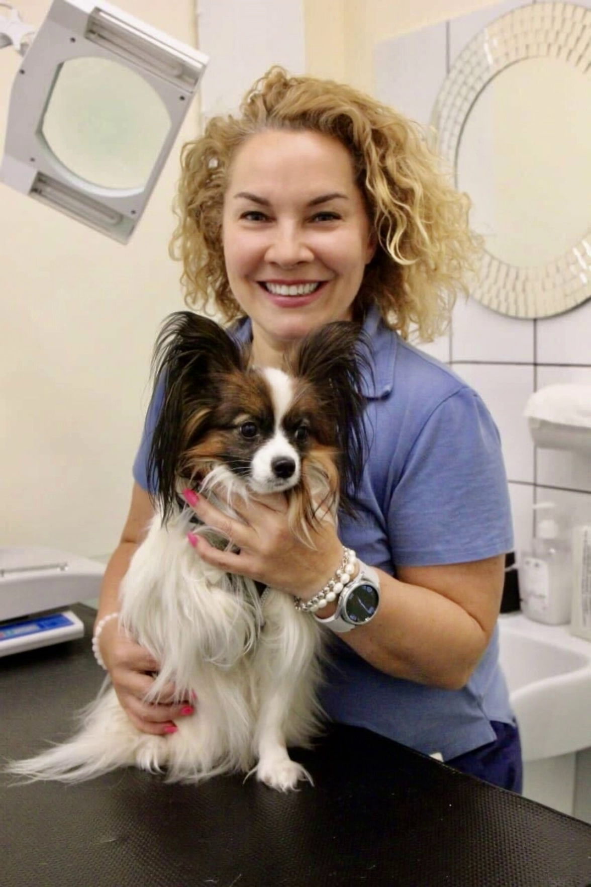 Корнюшенкова Екатерина Валериевна, ветеринарный дерматолог, руководитель отделения дерматологии клиники «Биоконтроль», отмечает эффективность и удобство Веприпак. Препарат с флураланером обеспечивает защиту собак от блох и клещей на 3 месяца, прошёл клинические испытания и соответствует мировым стандартам.